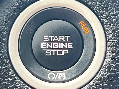 Used 2025 RAM 2500 Big Horn AWD/4WD image 34