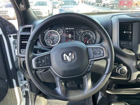 Used 2024 RAM 2500 Tradesman w/ Chrome Appearance Group image 6