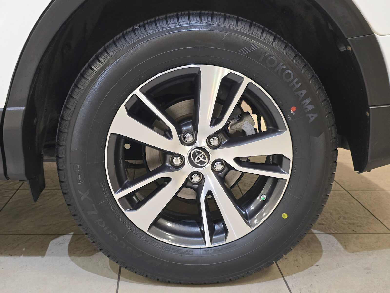 Used 2017 Toyota RAV4 XLE w/ All Weather Liner Package AWD/4WD image 8