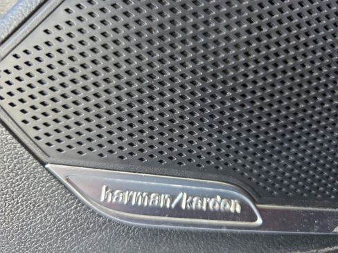 Certified 2025 Kia Sportage SX image 20