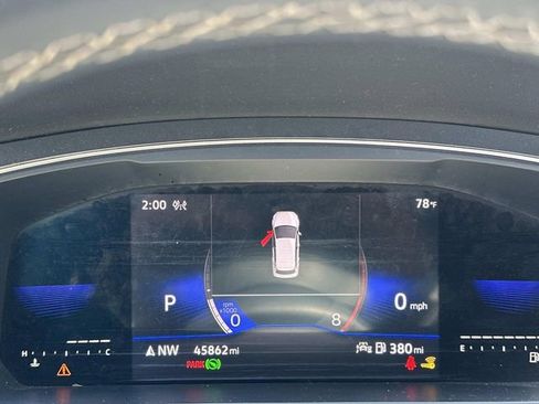 Used 2022 Volkswagen Tiguan SE AWD/4WD image 30