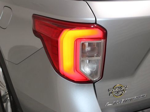 Used 2021 Ford Explorer Limited w/ Equipment Group 301A image 59