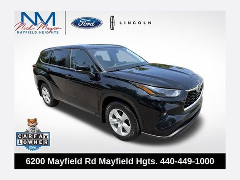 Used 2023 Toyota Highlander LE AWD/4WD image 1
