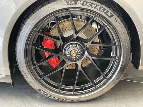 Certified 2019 Porsche 911 Targa 4 GTS AWD/4WD image 11