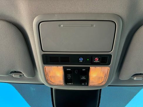 Used 2023 Honda Odyssey Elite image 29