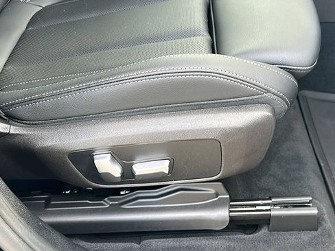 Certified 2023 BMW X3 xDrive30i w/ Premium Package image 25