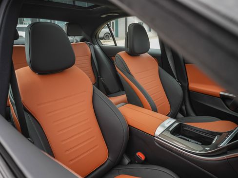 New 2026 Mercedes-Benz C 300 4MATIC Sedan image 20