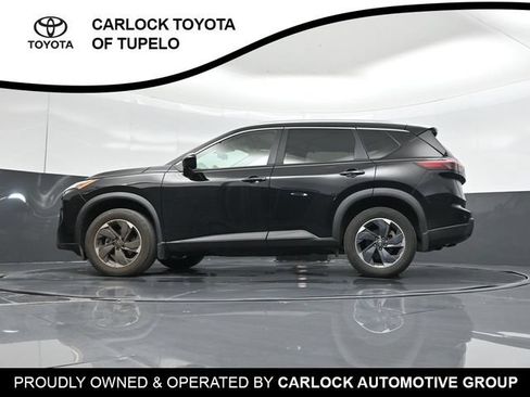 Used 2024 Nissan Rogue SV w/ SV Premium Package FWD image 49