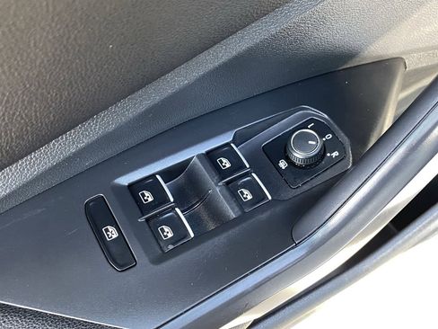 Used 2025 Volkswagen Jetta S FWD image 24
