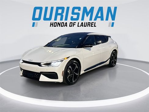 Used 2023 Kia EV6 GT-Line w/ GT-Line Suede Seat Package image 4