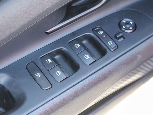 Certified 2025 Hyundai Elantra Sport w/ Cargo Package image 26