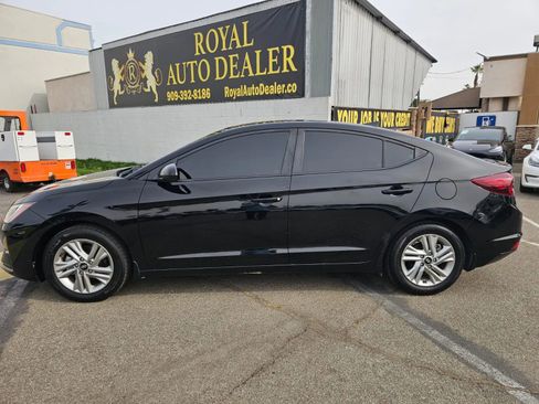 Used 2020 Hyundai Elantra SEL w/ Cargo Package (C1) FWD image 8