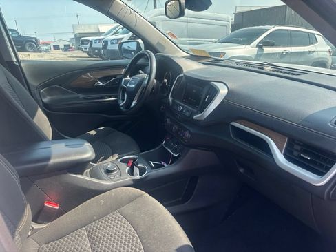 Used 2020 GMC Terrain SLE w/ Driver Convenience Package FWD image 13