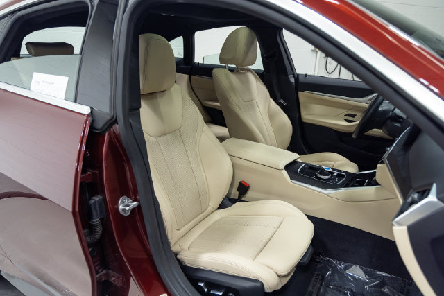Certified 2024 BMW i4 eDrive35 w/ Premium Package RWD image 22