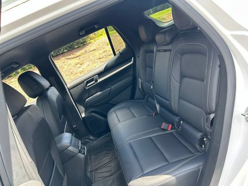 Used 2025 GMC Terrain Elevation w/ Elevation Premium Package AWD/4WD image 39