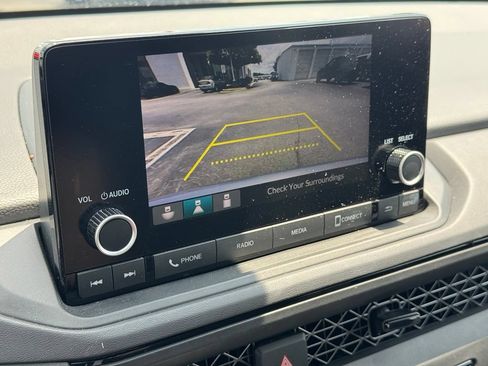 Used 2025 Honda Accord LX image 28
