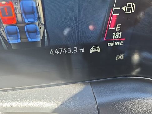 Used 2024 Ford Mustang Premium image 17