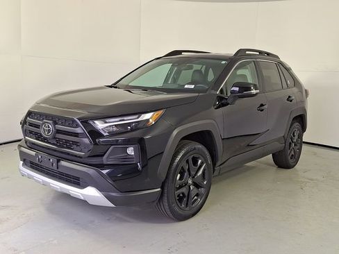 Used 2024 Toyota RAV4 Adventure image 3