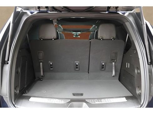 Used 2023 Chevrolet Tahoe Z71 image 9