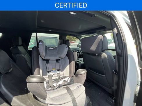 Used 2024 Chevrolet Tahoe LT w/ LT Signature Package AWD/4WD image 9