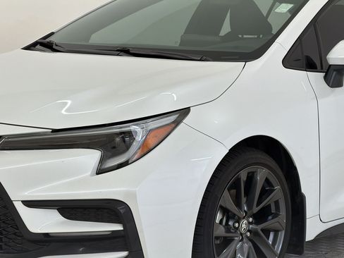 Used 2025 Toyota Corolla SE FWD image 11