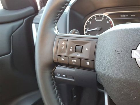 Used 2025 Nissan Rogue SV image 20