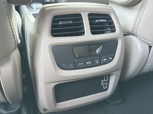 Used 2021 Honda Pilot EX-L image 25