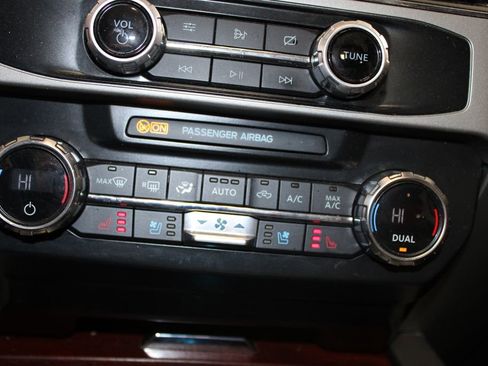 Used 2022 Ford F250 King Ranch w/ Tremor Off-Road Package image 34