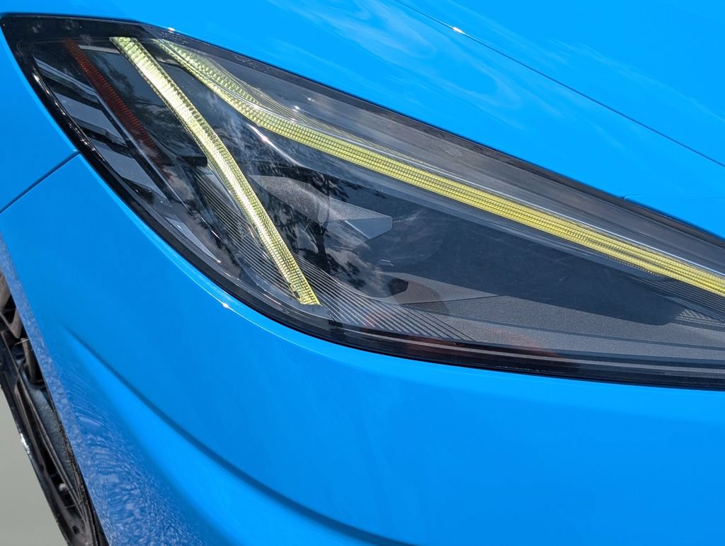 Used 2022 Chevrolet Corvette Stingray Premium Conv w/ Z51 Performance Package RWD image 9