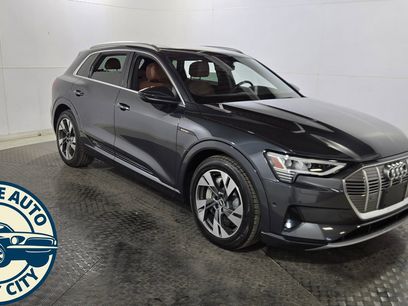 Used 2021 Audi e-tron Premium Plus w/ Premium Plus Package