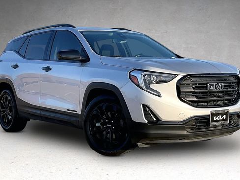 Used 2021 GMC Terrain SLE w/ Elevation Edition FWD image 20