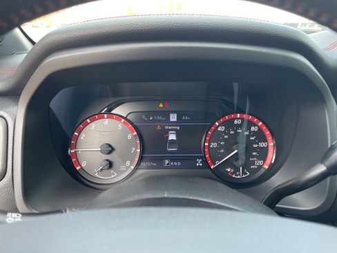 Used 2021 Nissan Titan PRO-4X w/ Pro-4x Convenience Package image 4