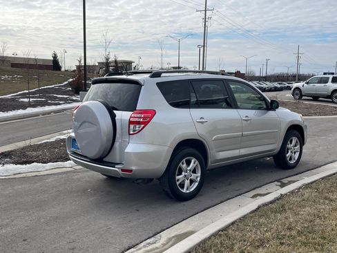 Used 2012 Toyota RAV4 4WD image 11
