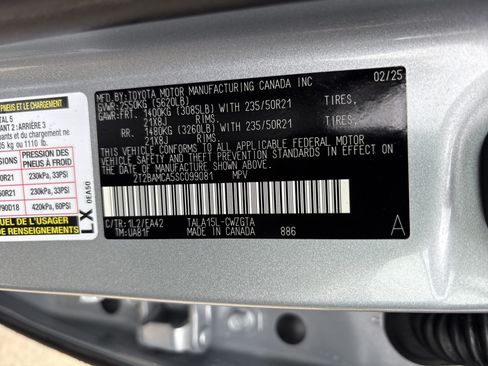 Certified 2025 Lexus RX 350 Premium w/ Accessory Package image 36