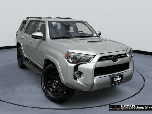 Used 2024 Toyota 4Runner TRD Off-Road Premium w/ Moonroof Package AWD/4WD image 3
