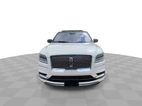 Used 2019 Lincoln Navigator L Reserve w/ Cargo Package AWD/4WD image 5