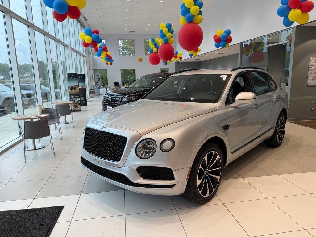 Used 2020 Bentley Bentayga Design Series AWD/4WD image 1