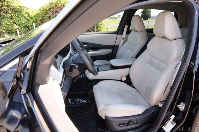 Used 2023 Nissan Ariya FWD image 8