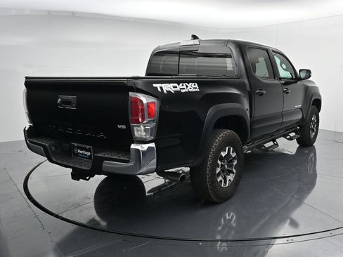 Used 2023 Toyota Tacoma TRD Off-Road AWD/4WD image 7