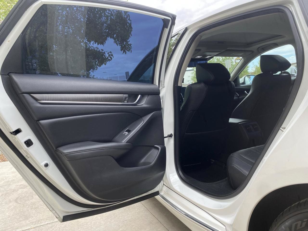 Used 2019 Honda Accord EX-L image 14