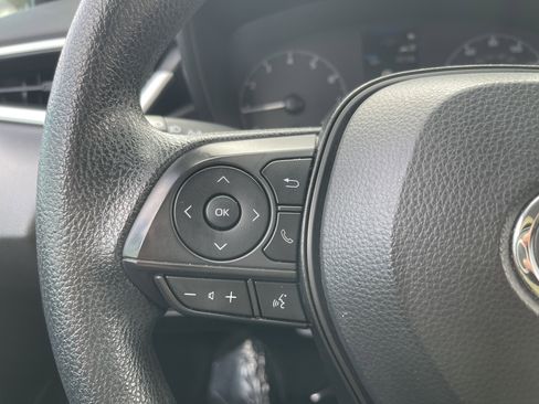 Used 2024 Toyota Corolla LE image 19