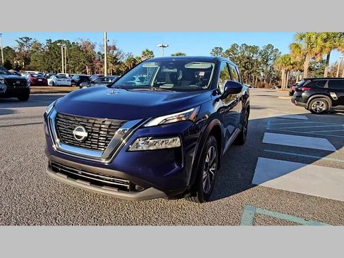 Used 2023 Nissan Rogue SV image 21