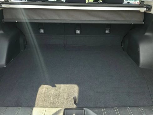 Used 2015 Subaru Forester 2.5i w/ Alloy Wheel Package AWD/4WD image 11