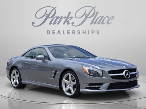 Used 2014 Mercedes-Benz SL 550 image 10