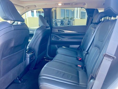 Used 2025 INFINITI QX60 Luxe FWD image 12