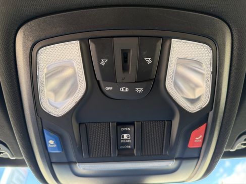 Used 2022 RAM 1500 Big Horn image 22