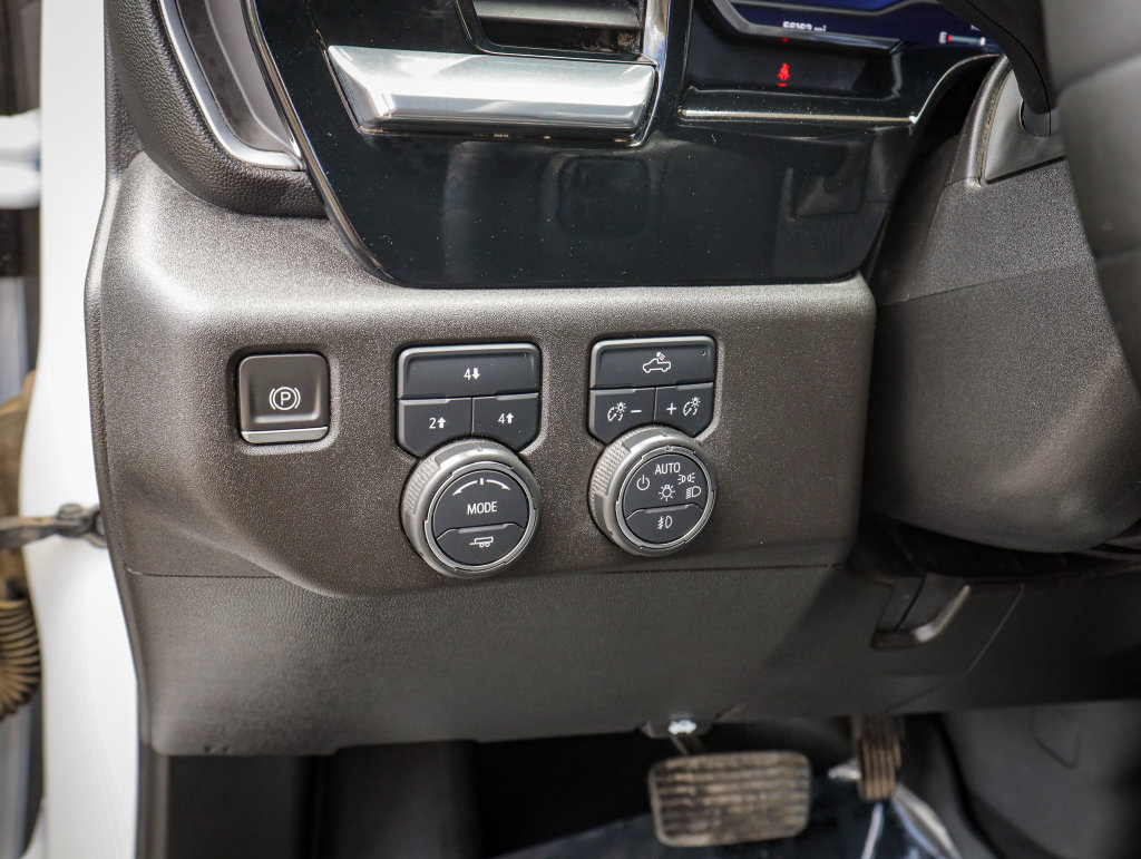 Used 2024 Chevrolet Silverado 2500 LT w/ Convenience Package AWD/4WD image 21