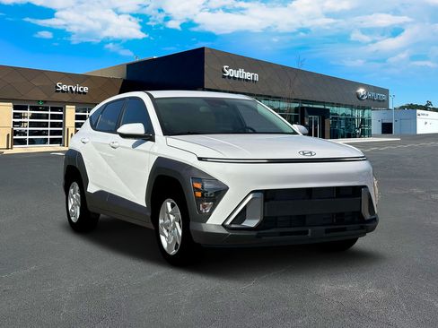 New 2026 Hyundai Kona SE FWD image 12