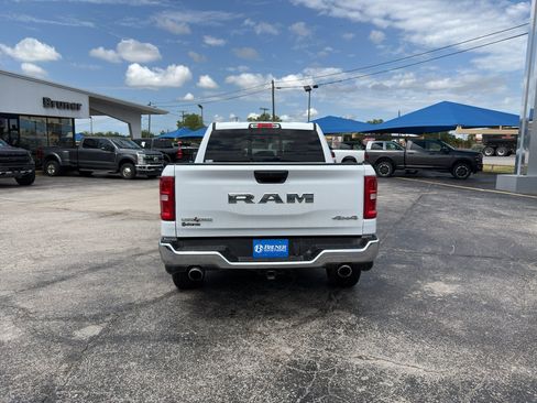 Used 2025 RAM 1500 Lone Star AWD/4WD image 6
