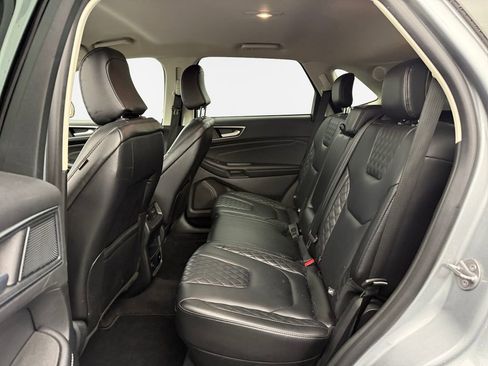Used 2024 Ford Edge Titanium image 22